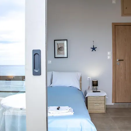 Nefeli Rooms Agia Marina  Exterior photo