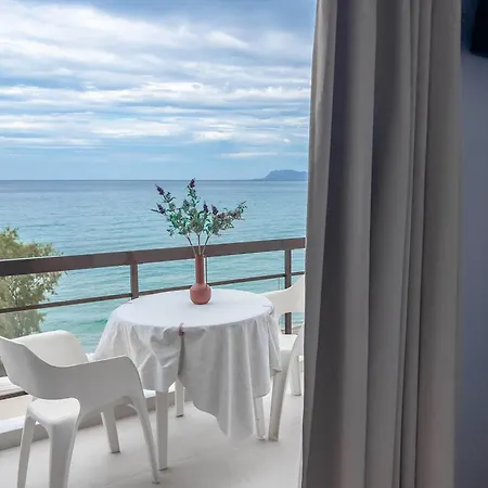 Nefeli Rooms Agia Marina  Exterior photo