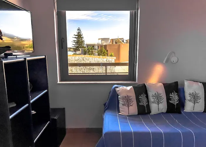Nefeli Rooms