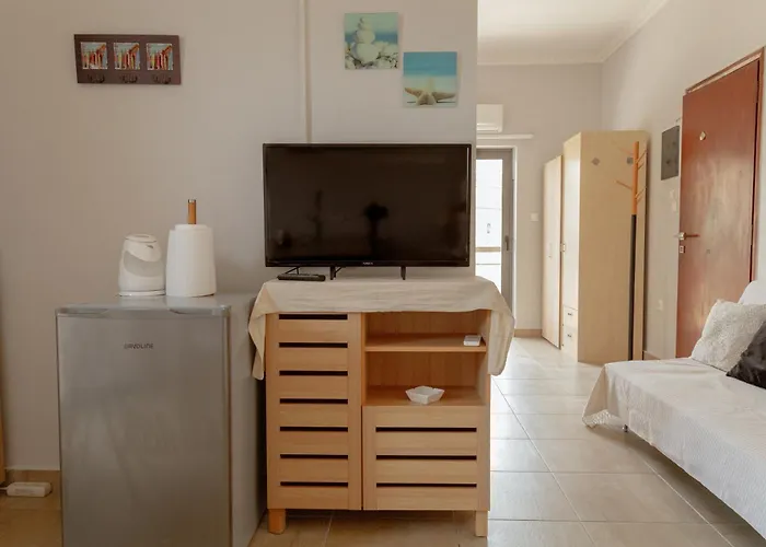 Nefeli Rooms